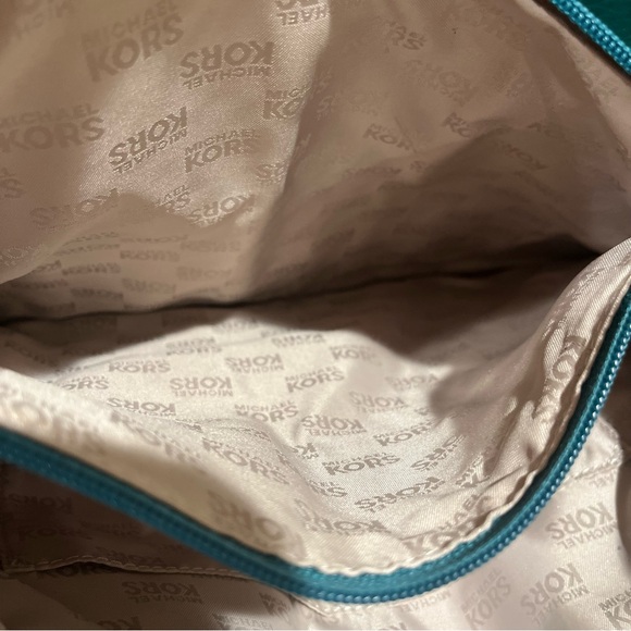 Michael Kors Hamilton East West Sea Green Pebbled Leather Bag/Tote EUC - Picture 12 of 13
